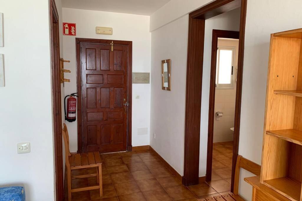Apartamento En Playa Santo Tomas 1-5 Эс-Миджорн-Гран Экстерьер фото